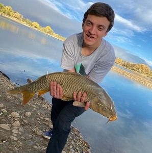 Meet your Posher, Casey